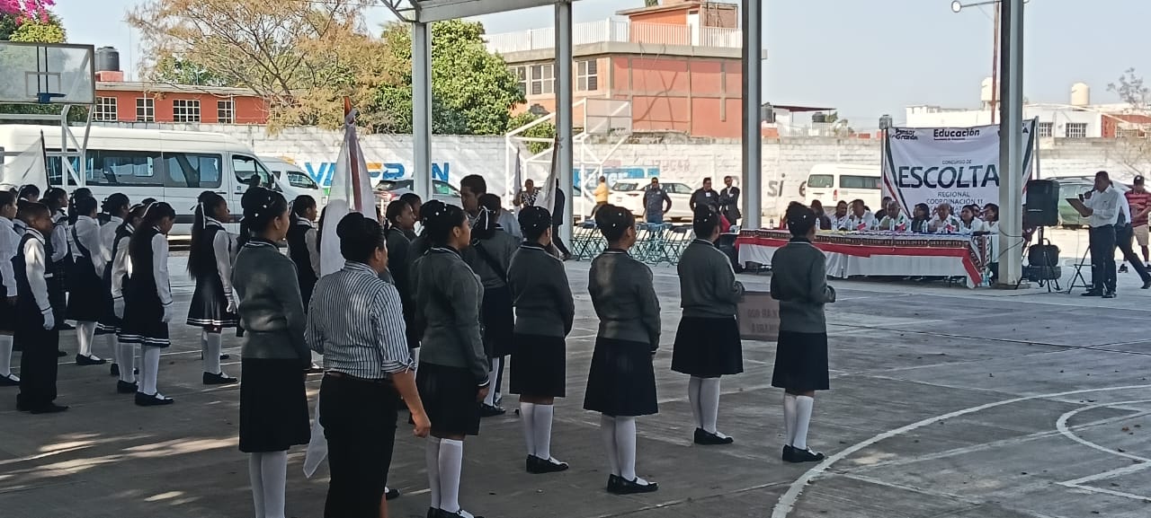 Concurso de escolta reginal